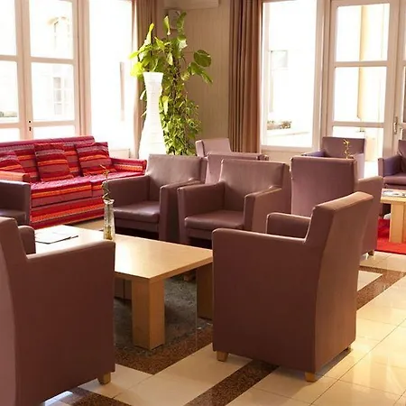 Odalys Aix En Provence L'atrium Apart Otel